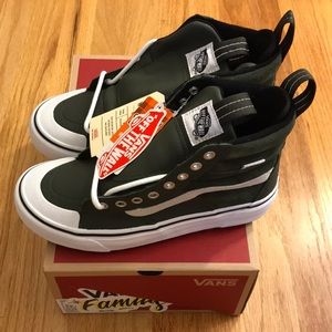 Vans Forest Green Hightop NWT